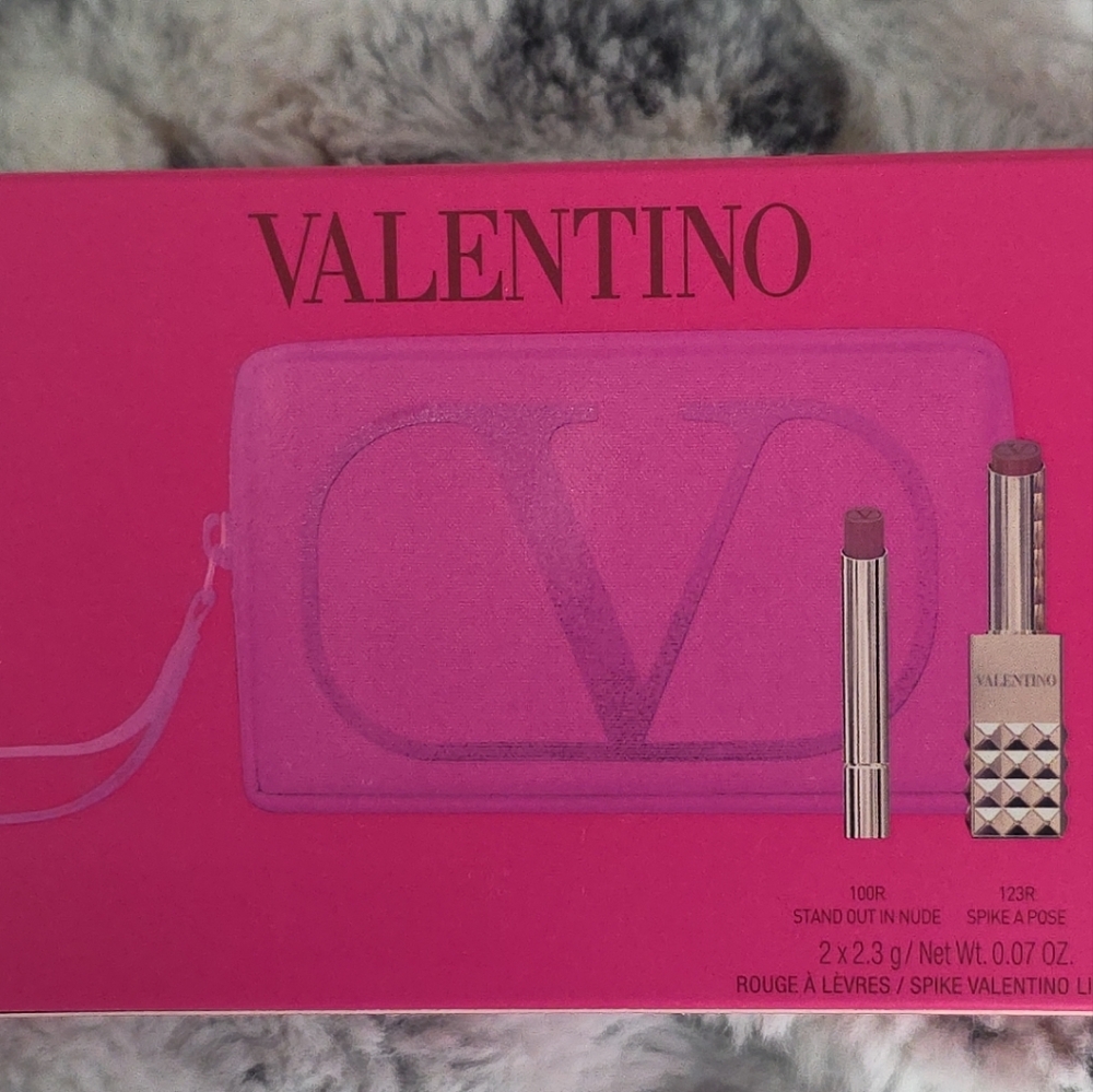 Valentino Pink Lipstick Collection